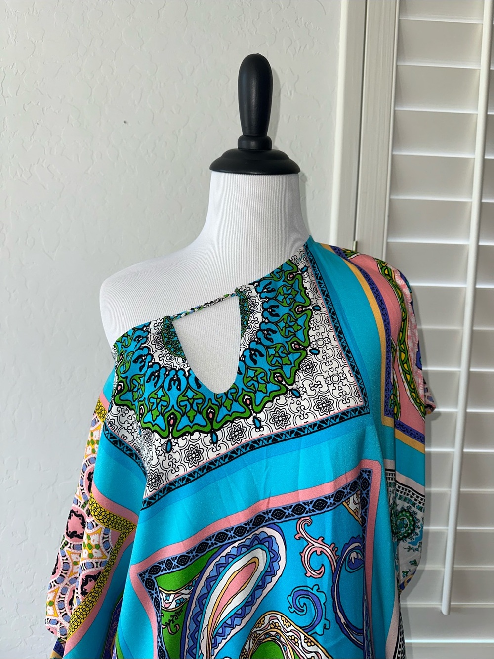 HALE BOB SIZE L~BOHO FLOWY SILK BLOUSE VIBRANT SCARF MEDALLION PRINT SHIRT TOP